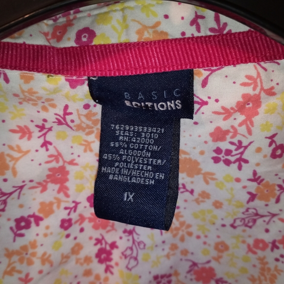 Basic addition, floral short sleeve 1X - Picture 3 of 4